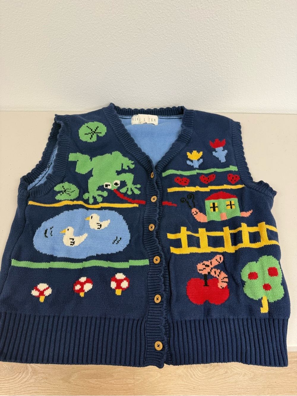 Kina And Tam The Critters Vest Size 3XL